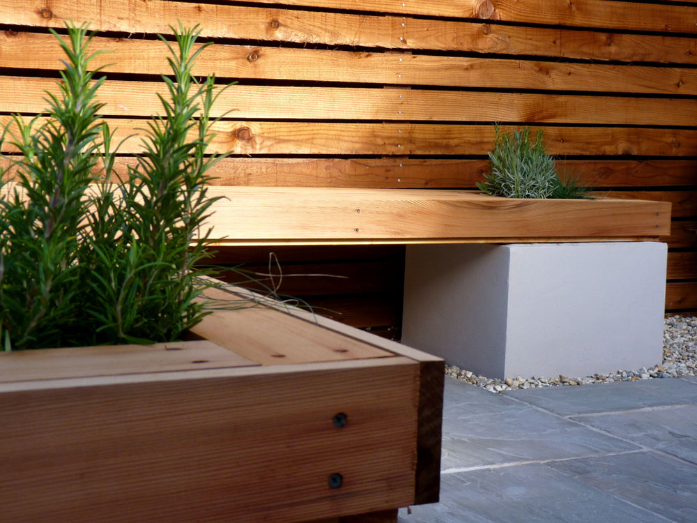 Stunning hardwood creates the perfect finish to these rendered raised beds