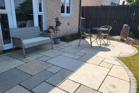 The warm tones of the natural sandstone is beautiful