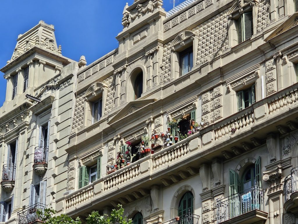 Balcony garden in Barcelona