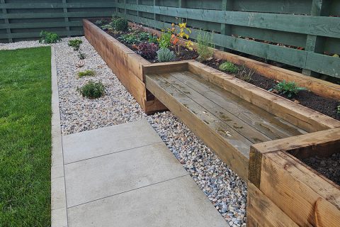 In-built seating on upper terrace